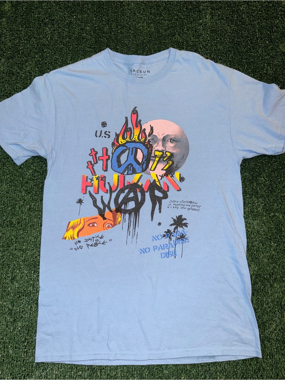 PacSun Light Blue Crewneck Tee with Subtle Interior Print size M